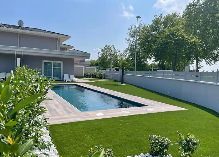 Polinesia 5 Lido delle Nazioni