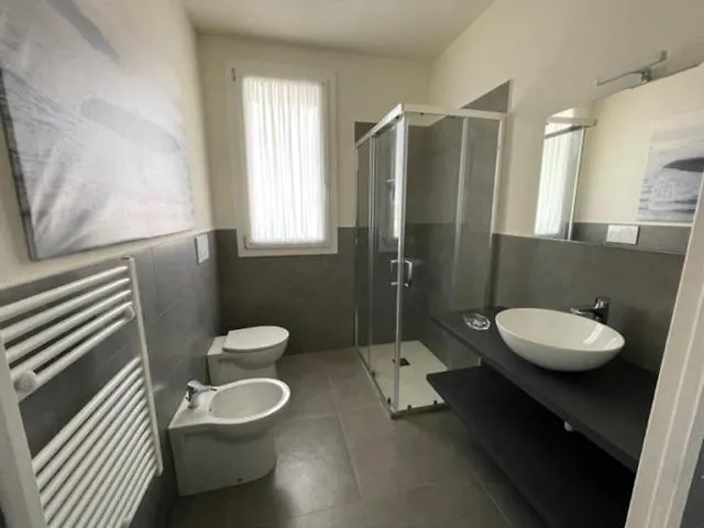 Polinesia 5 * Лидо-делле-Национи