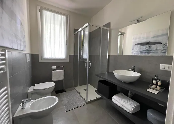 Polinesia 5 * Лидо-делле-Национи